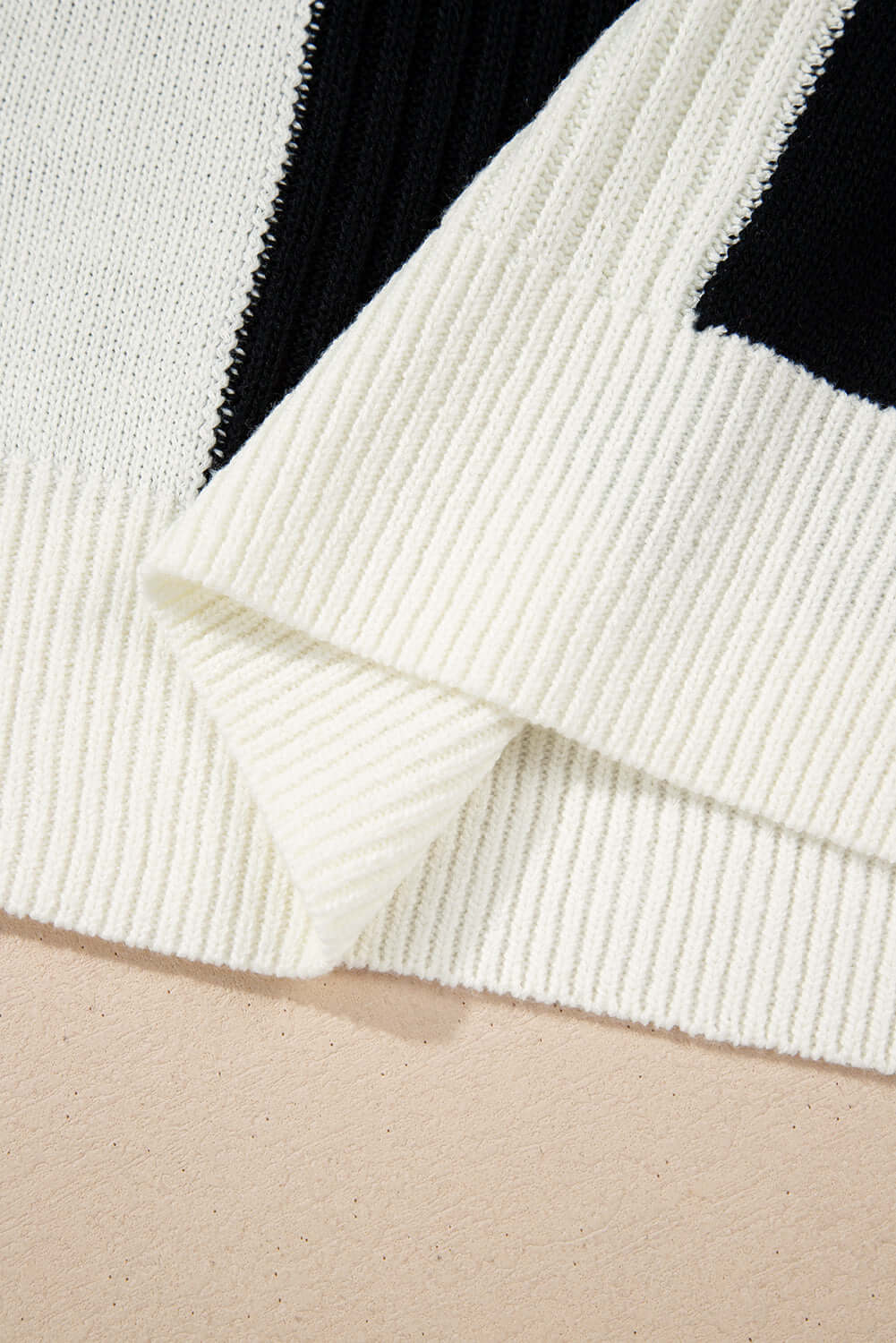 Khaki Checkered Color Block Crew Neck Short Sleeve Sweater - Cute Clothes Online - In Style Chics Boutique Women's Juniors