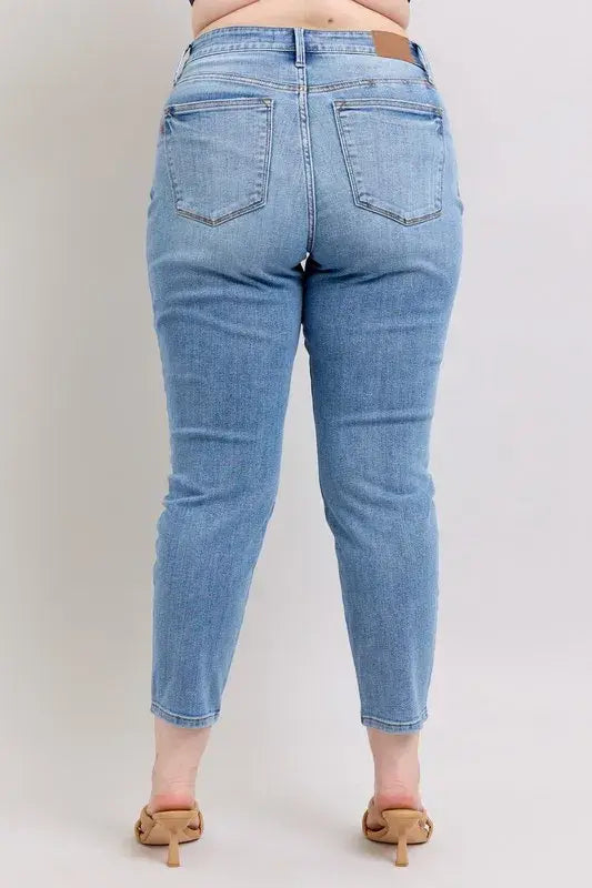 Judy Blue Mid Rise Vintage Wash Slim Jeans with Cell Phone Pocket - In Style Chics Boutique Women's Juniors Plus Size Apparel Online