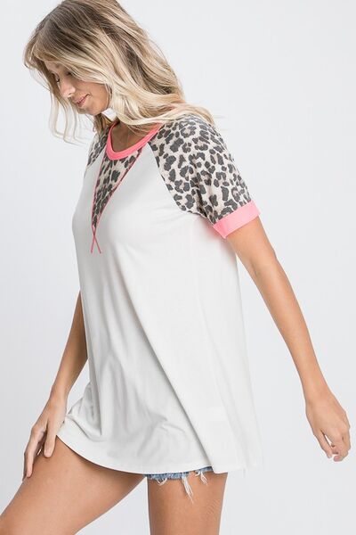 Women's Leopard Round Neck Short Sleeve T-Shirt - In Style Chics Boutique Online Clothing