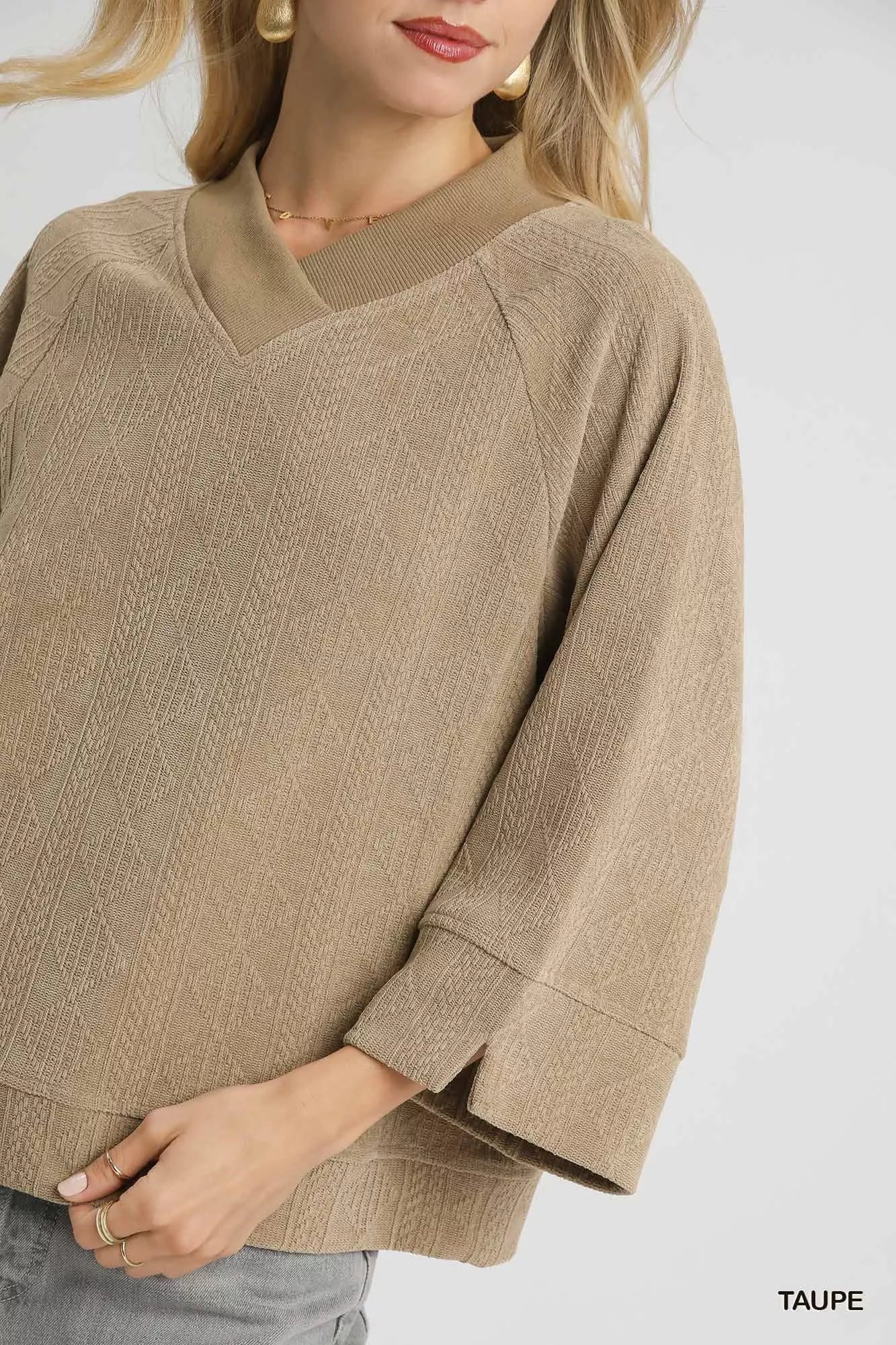 Textured Knit V-Neck Top at In Style Chics Boutique