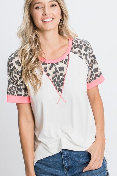 Women's Leopard Round Neck Short Sleeve T-Shirt - In Style Chics Boutique Online Clothing