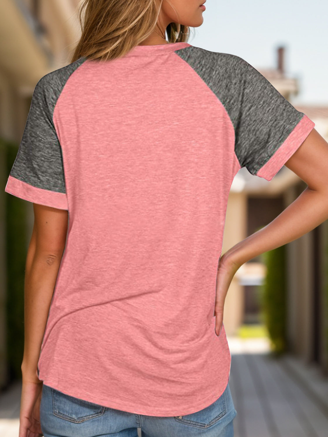 Full Size Contrast Round Neck Short Sleeve T-Shirt - In Style Chics Boutique LLC