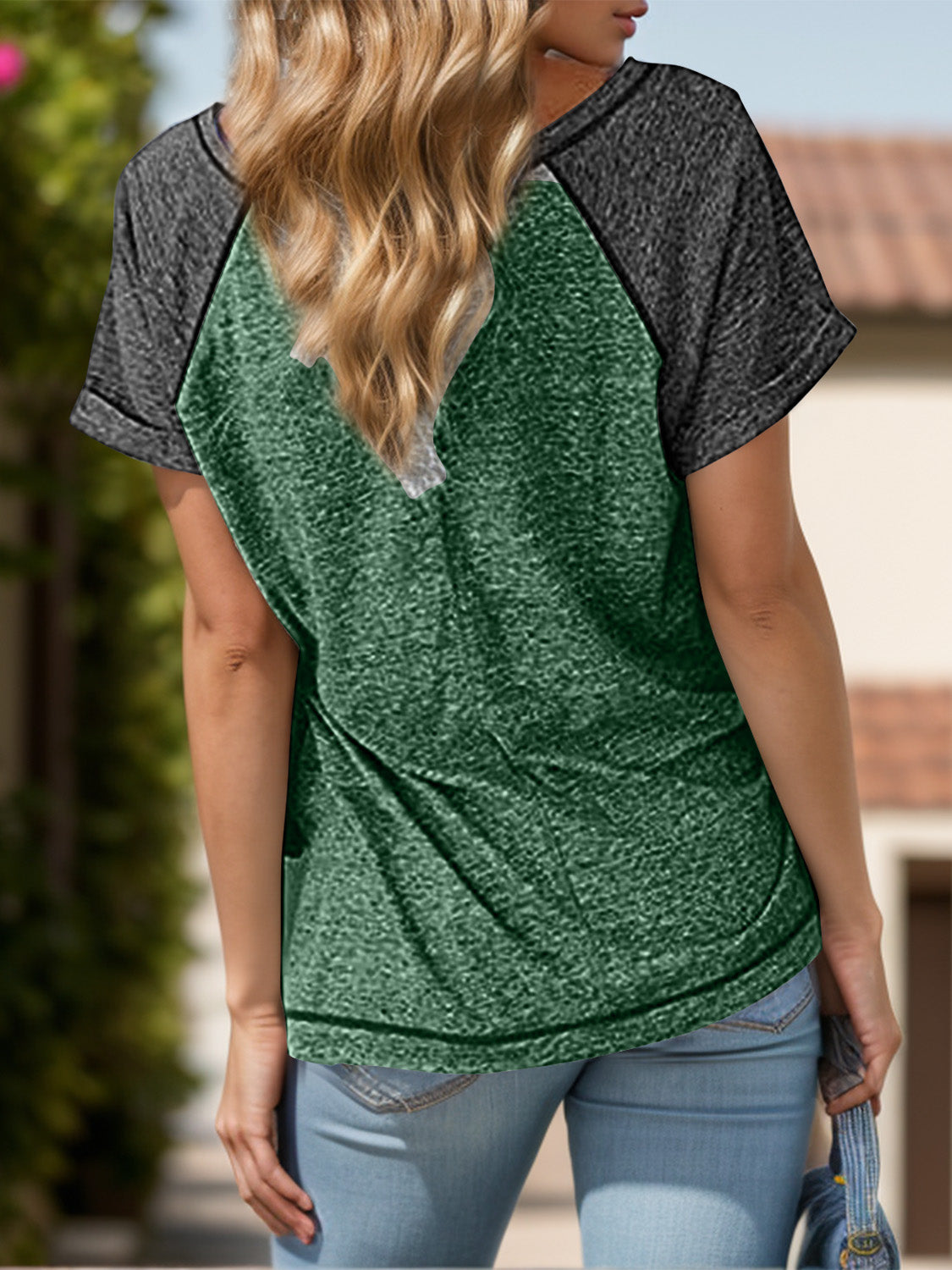 Contrast Notched Short Sleeve T-Shirt - In Style Chics Boutique LLC
