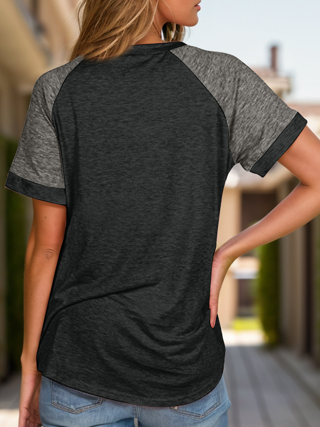 Full Size Contrast Round Neck Short Sleeve T-Shirt - In Style Chics Boutique LLC
