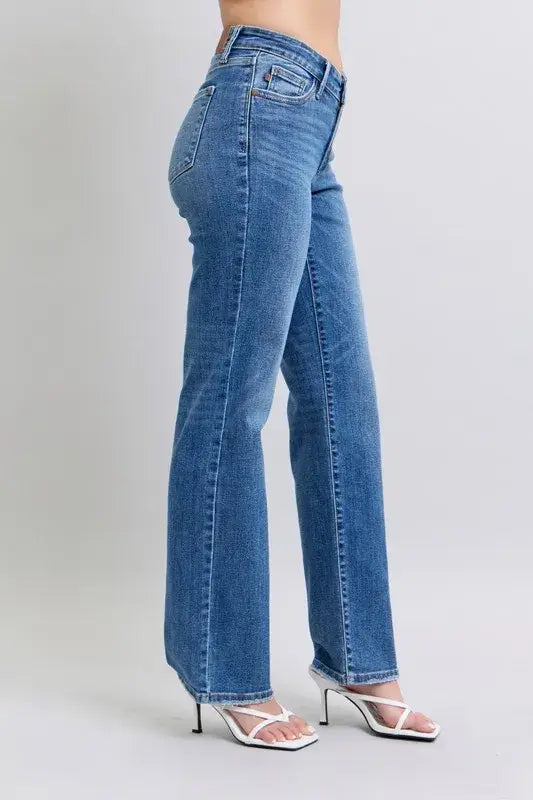 Judy Blue High Waist V-Front Vintage Wash Straight Jeans - Plus Size Jeans - In Style Chics Boutique Women's Juniors Plus Size Apparel Online