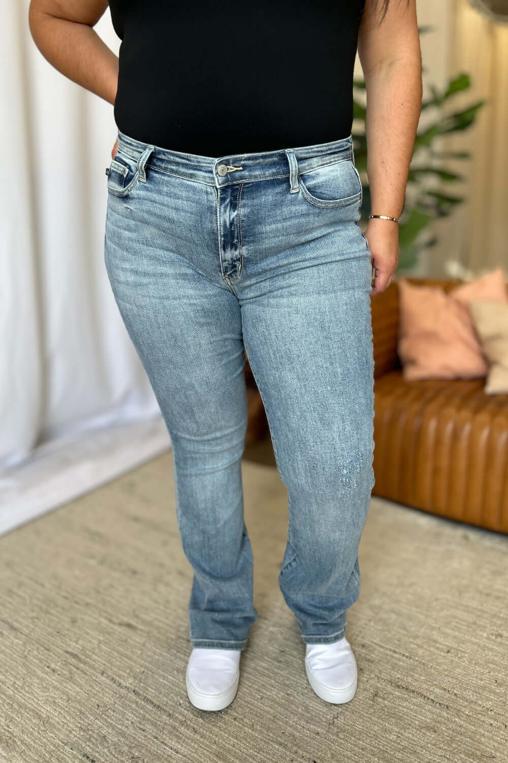 Judy Blue Medium Rise Bootcut Jeans - No Distressing - In Style Chics Boutique Women's Juniors Plus Size Apparel Online