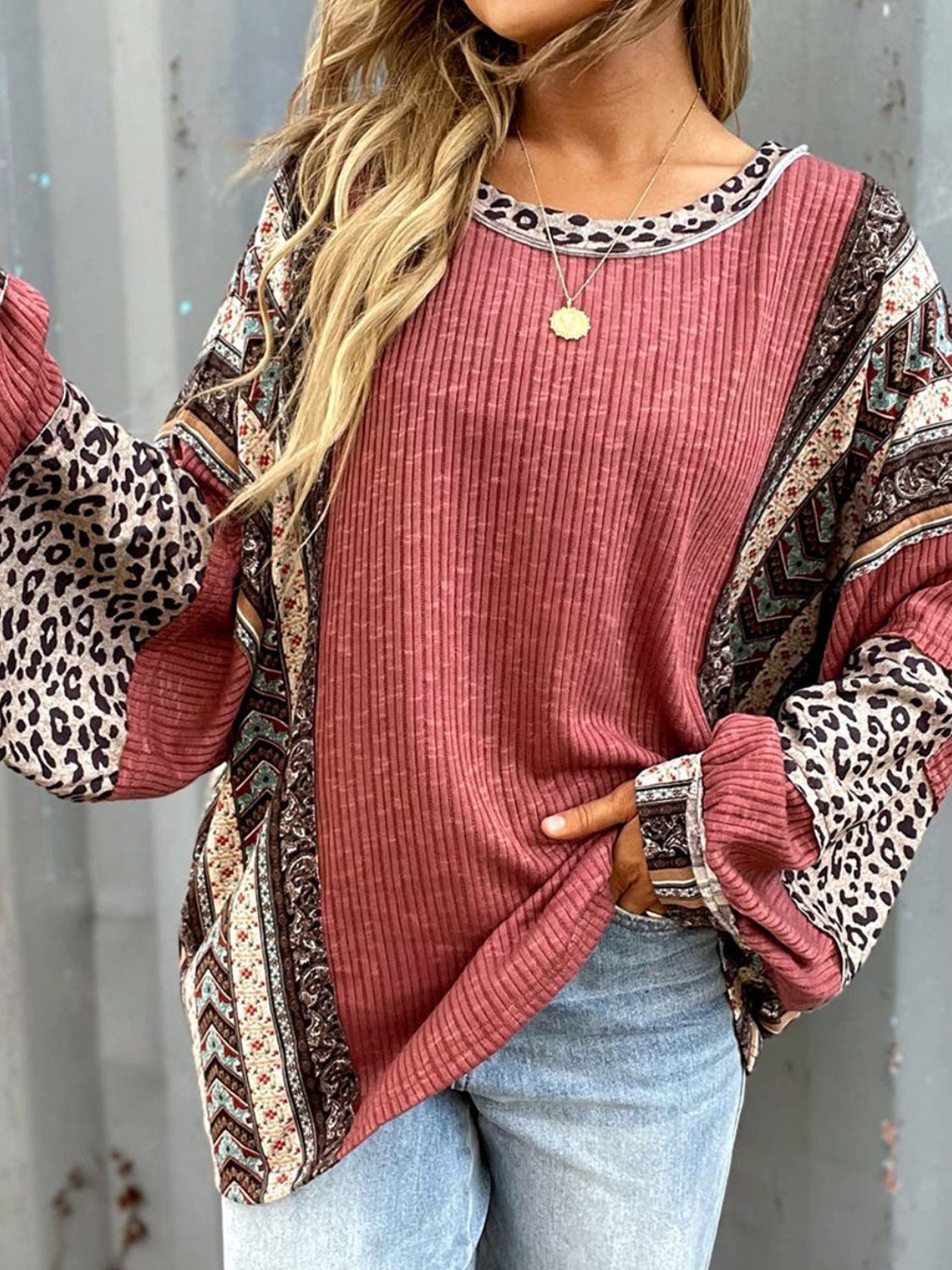 Leopard Round Neck Long Sleeve Sweatshirt - In Style Chics Boutique LLC