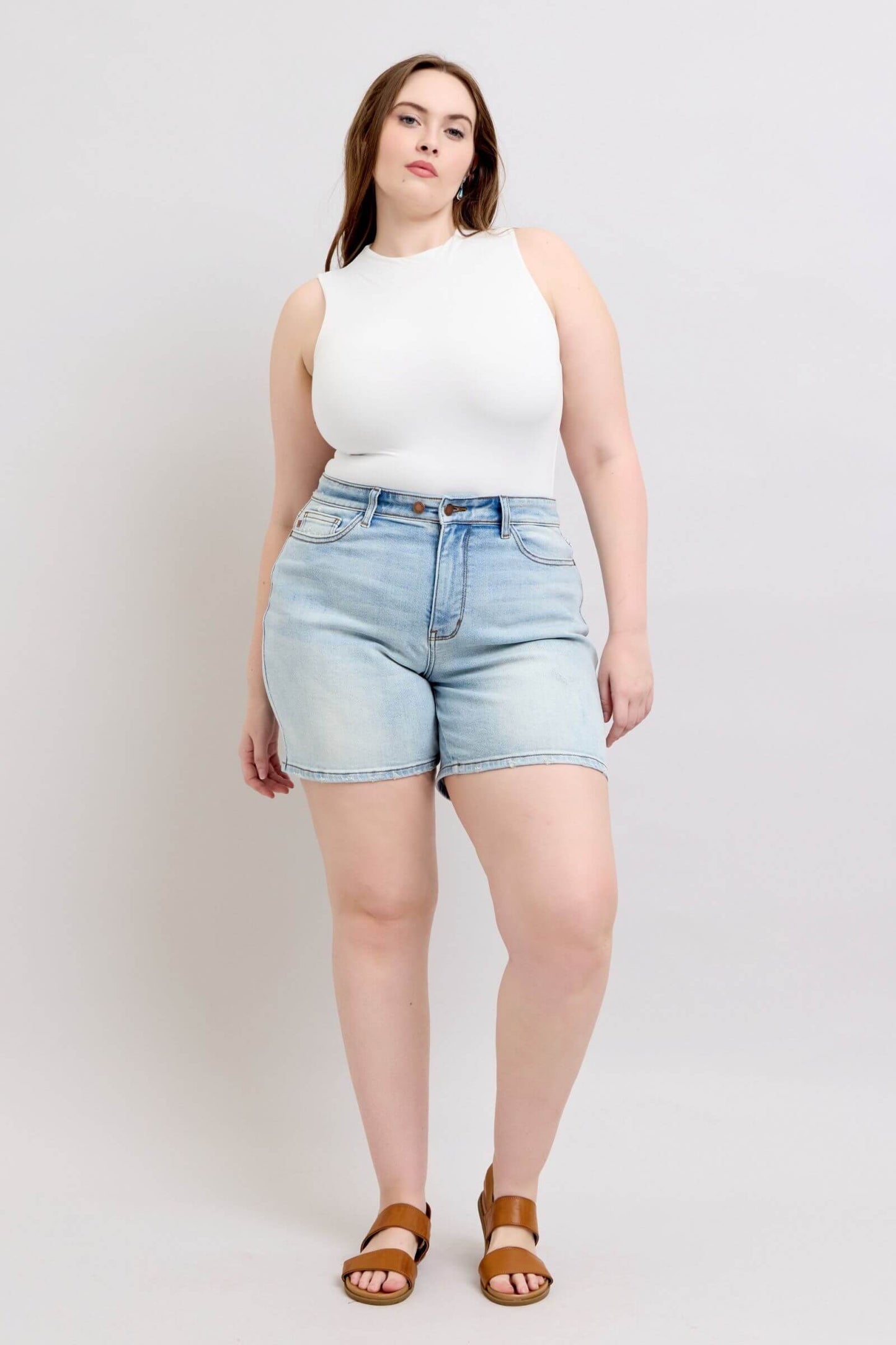 Judy Blue Light Wash 2 Button Denim Shorts with Pockets - Dad Shorts - In Style Chics Boutique Women's Juniors Plus Size Apparel Online