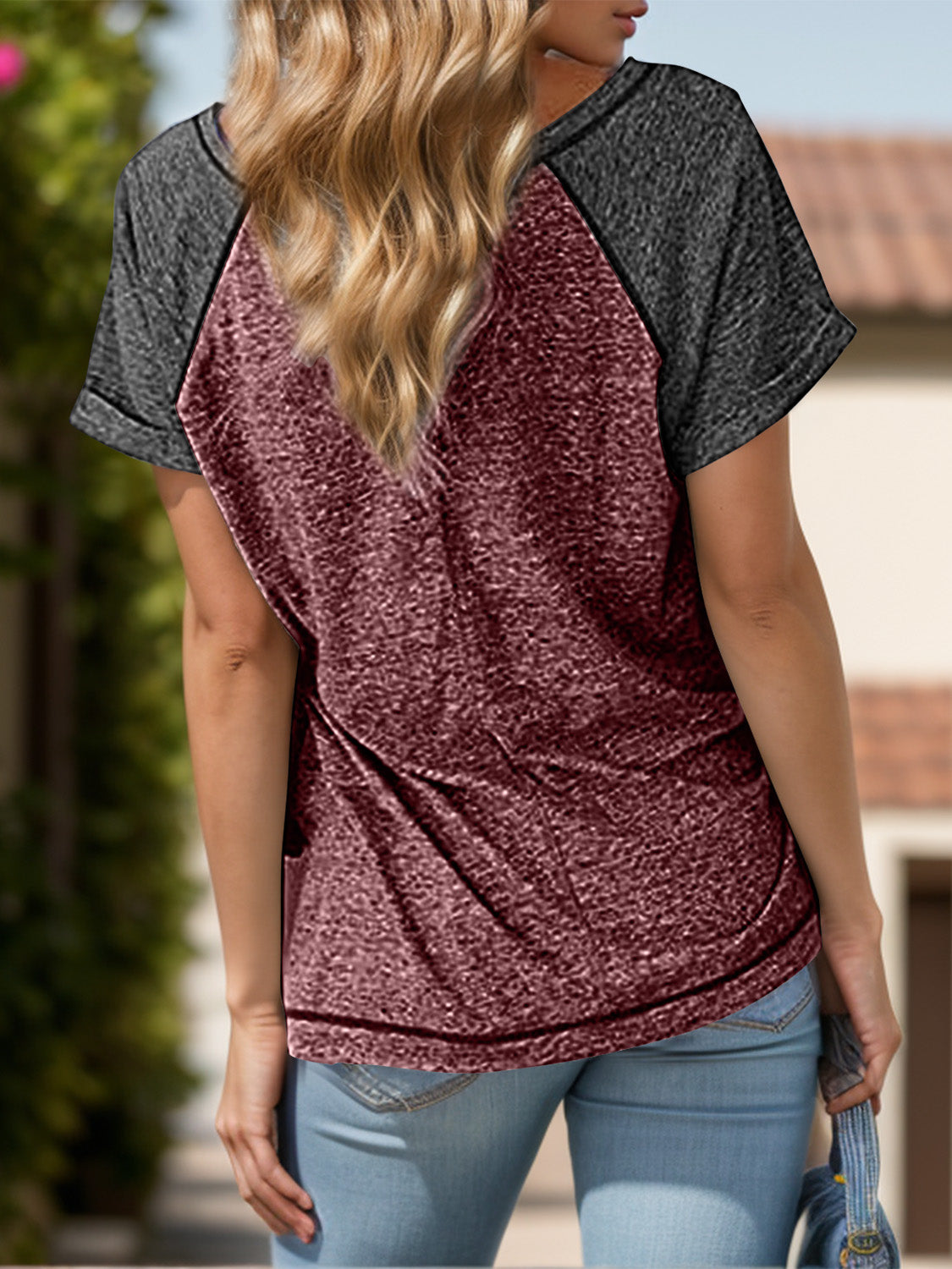 Contrast Notched Short Sleeve T-Shirt - In Style Chics Boutique LLC