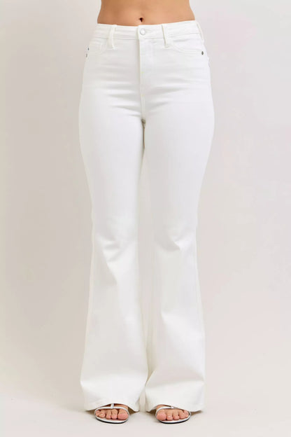 Judy Blue High-Waisted Tummy Control White Flare Jeans 🤍