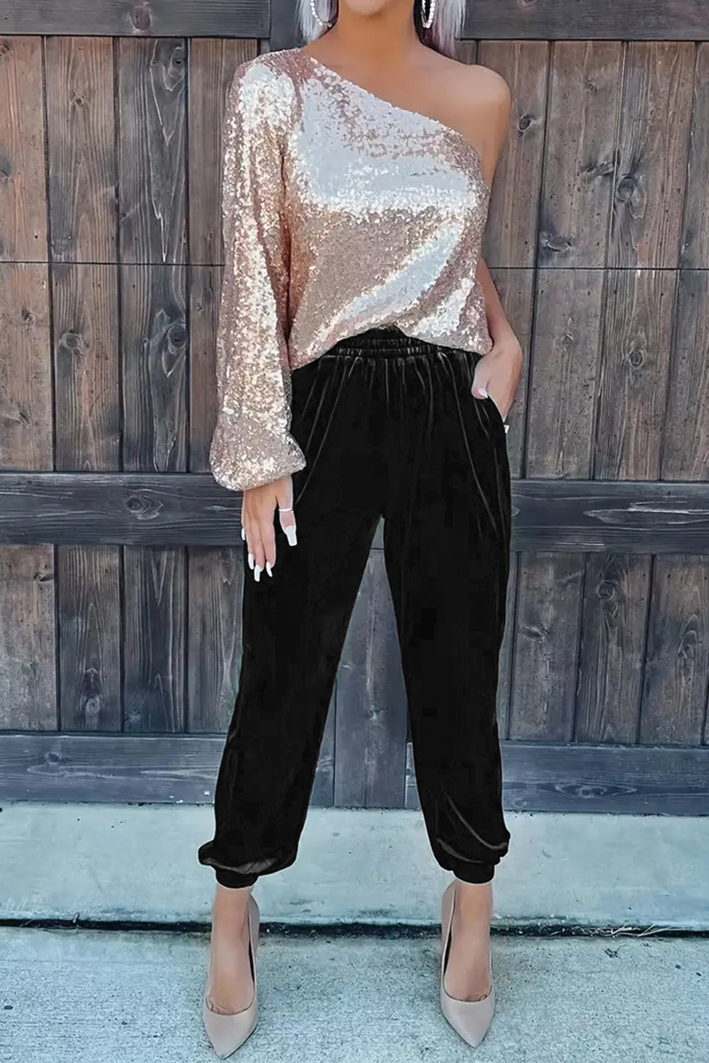 Black Vintage Pocket Velvet Jogger Pants 🖤 at In Style Chics Boutique 