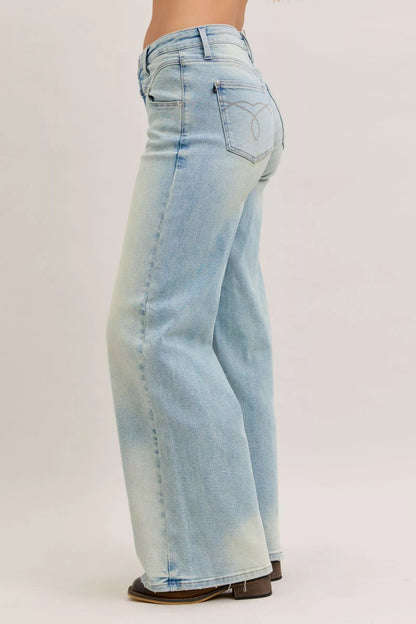 Judy Blue High Waist Column Straight Jeans – Light Wash, Comfort Stretch
