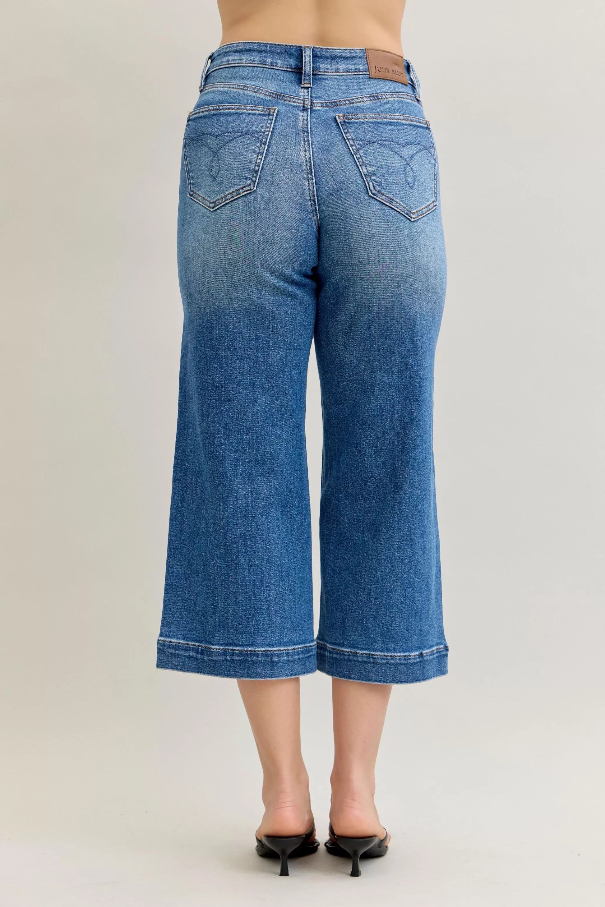 Shop Judy Blue Mid Rise Crop Wide Leg Jeans  💙 at In Style Chics Boutique 