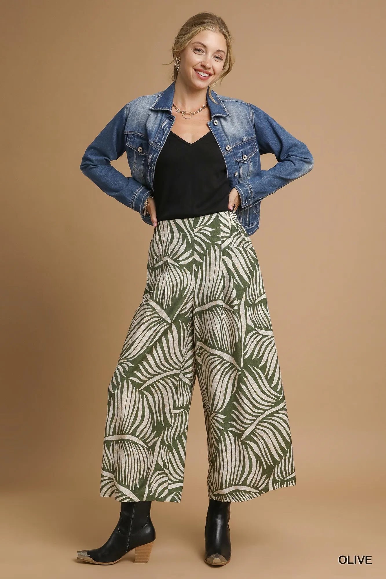 Palm Leaf Print Wide Leg Culotte Pants at In Style Chics Boutique at In Style Chics Boutique 