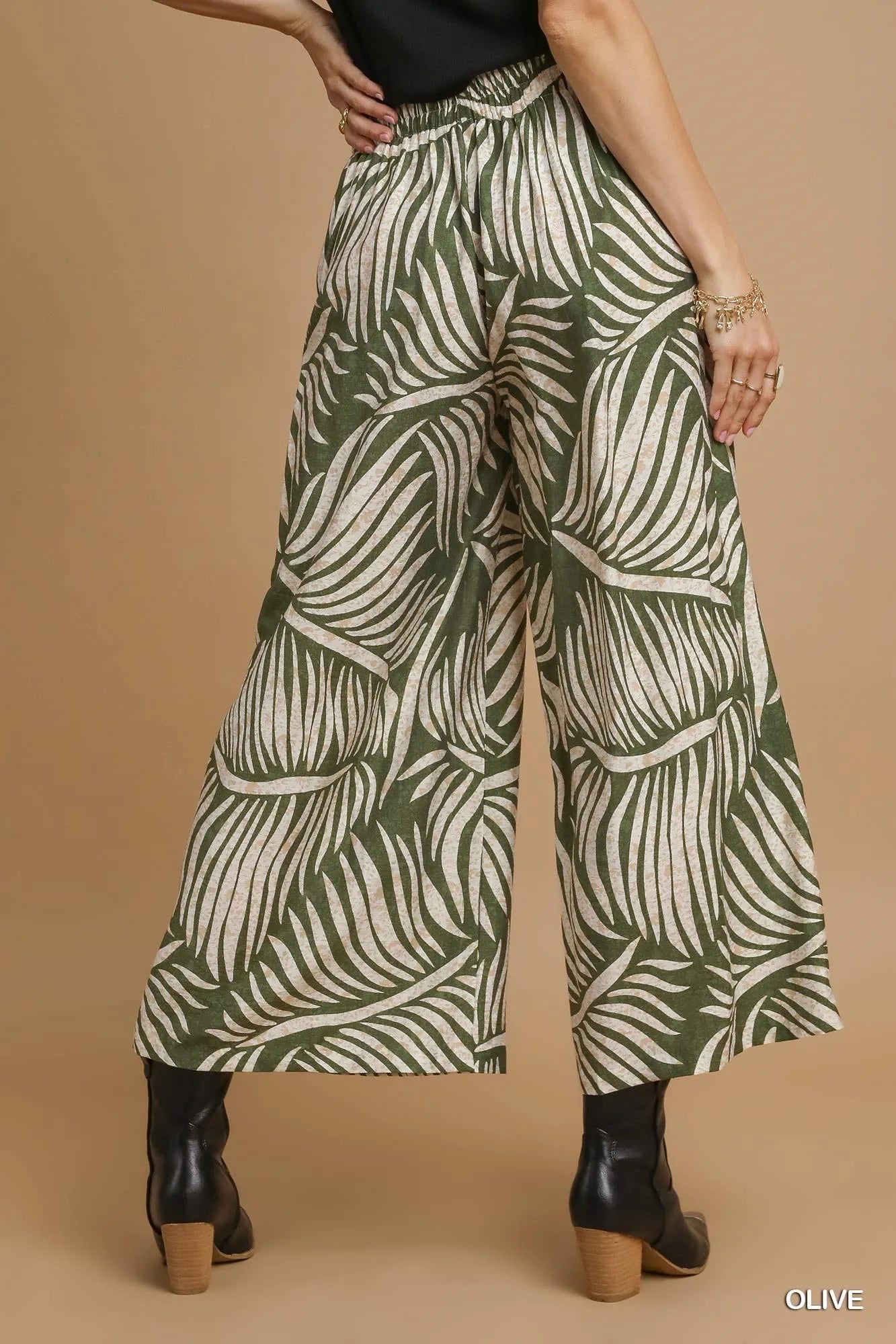 Palm Leaf Print Wide Leg Culotte Pants at In Style Chics Boutique at In Style Chics Boutique 