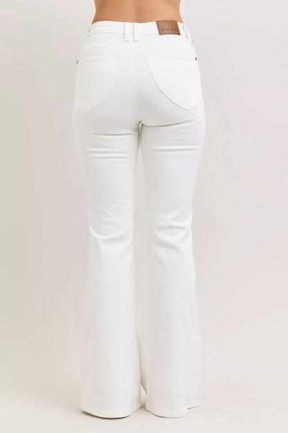 Judy Blue High-Waisted Tummy Control White Flare Jeans 🤍