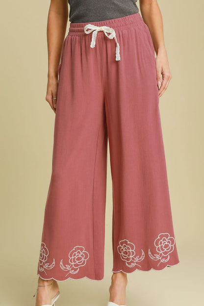 Linen Blend Wide Leg Pants with Scalloped Hemline - Cute Clothes - In Style Chics Boutique Women's Juniors Plus Size Apparel 