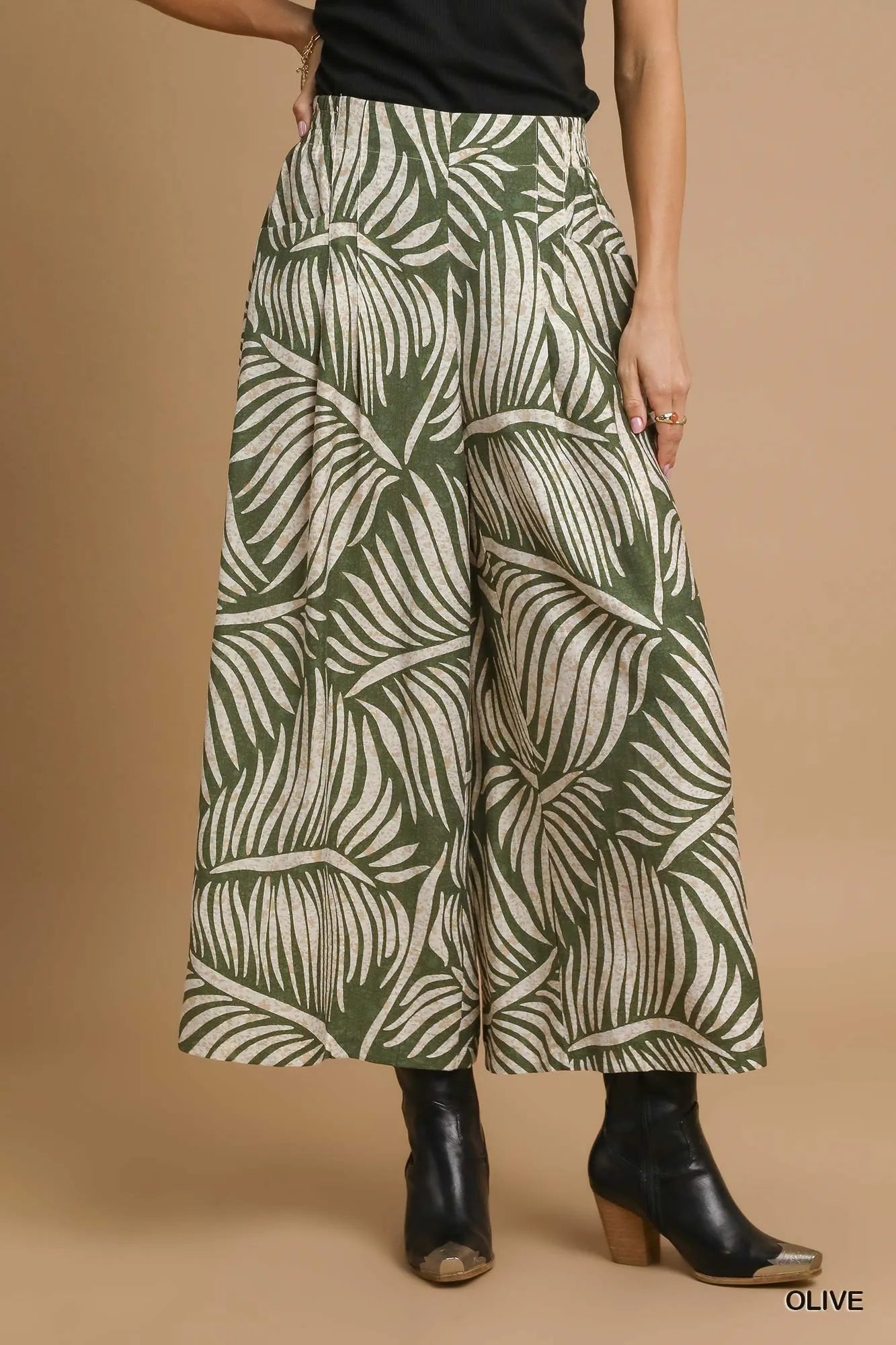 Palm Leaf Print Wide Leg Culotte Pants at In Style Chics Boutique at In Style Chics Boutique 
